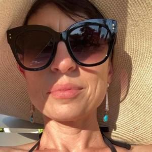 Meet your Posher, Miranda